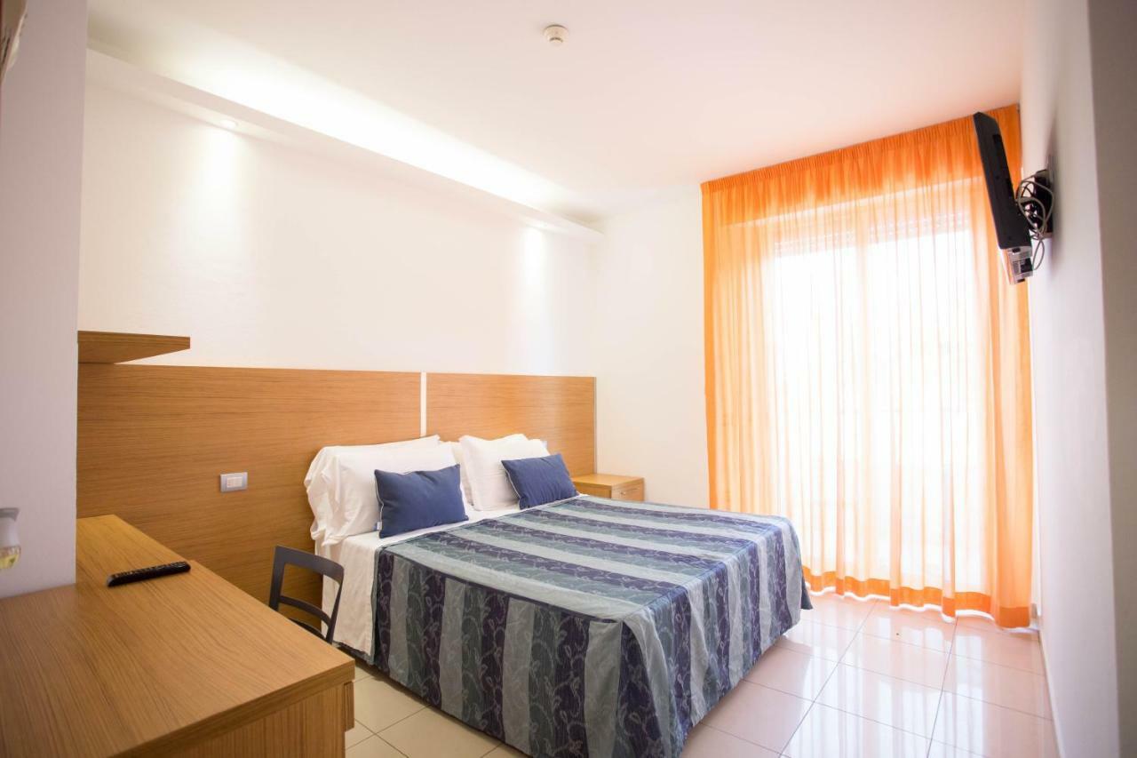 Residence Marzia ริมินี ภายนอก รูปภาพ