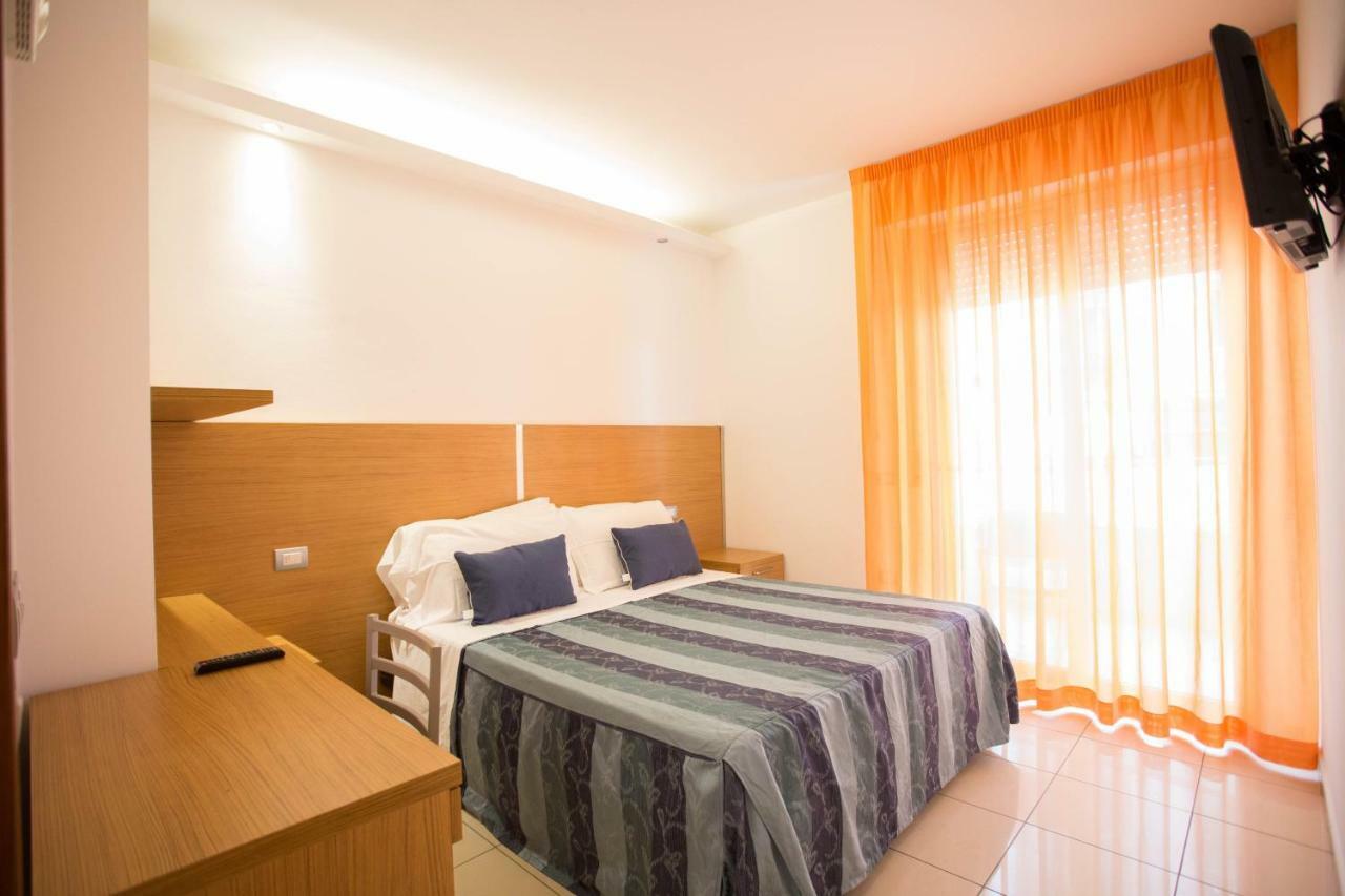 Residence Marzia ริมินี ภายนอก รูปภาพ